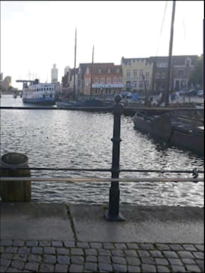 Husum Zentrum Bis 7 Personen. Exterior photo